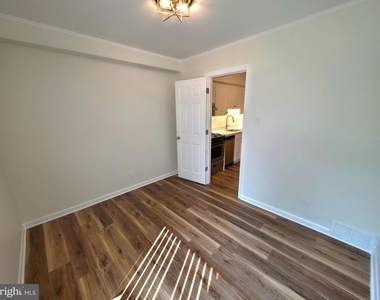 114 Van Buren Road - Photo Thumbnail 9