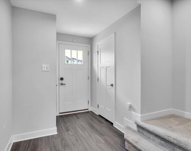 97 Kohlmyer Drive - Photo Thumbnail 7