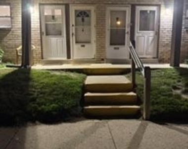 1020 Jardin Court - Photo Thumbnail 1