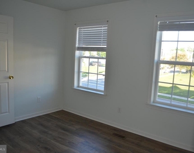 12113 Fallen Timbers Circle - Photo Thumbnail 23