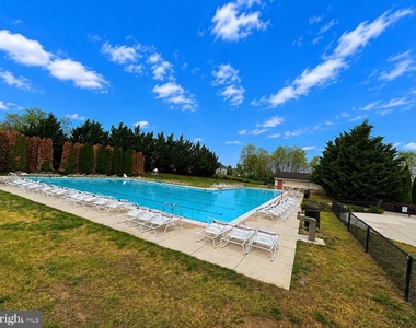 12113 Fallen Timbers Circle - Photo Thumbnail 28