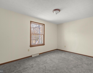 22397 Armstrong Drive - Photo Thumbnail 32