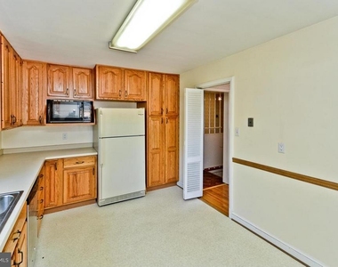 100 Mel Mara Drive - Photo Thumbnail 7