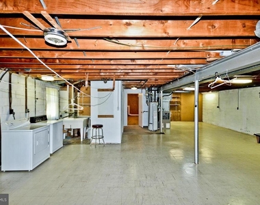 100 Mel Mara Drive - Photo Thumbnail 21