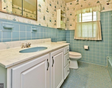 100 Mel Mara Drive - Photo Thumbnail 13
