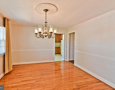 100 Mel Mara Drive - Photo Thumbnail 5