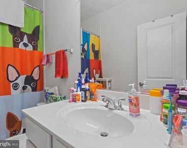 9508 Townfield Place - Photo Thumbnail 22