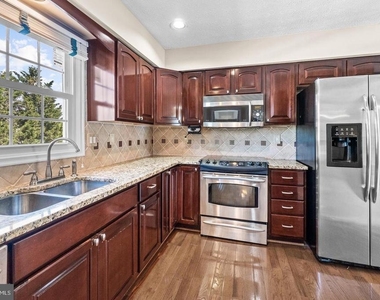 17221 Spates Hill Road - Photo Thumbnail 12