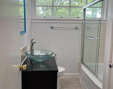 1118 Allison Drive - Photo Thumbnail 11