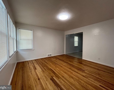 1118 Allison Drive - Photo Thumbnail 3