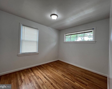 1118 Allison Drive - Photo Thumbnail 12