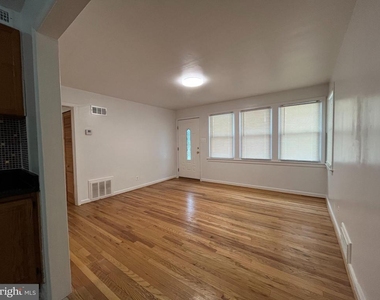 1118 Allison Drive - Photo Thumbnail 5