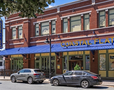 813 Rockwell Avenue - Photo Thumbnail 27