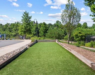 813 Rockwell Avenue - Photo Thumbnail 20