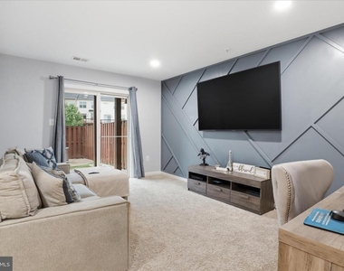 4719 Cambria Road - Photo Thumbnail 24