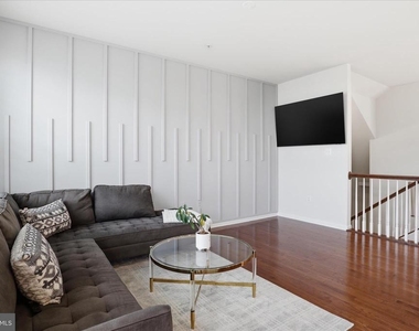 4719 Cambria Road - Photo Thumbnail 16
