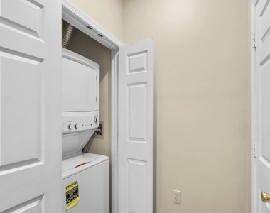 9119 Groffs Mill Drive - Photo Thumbnail 2