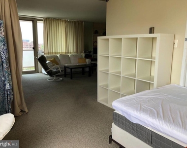 1 E University Parkway - Photo Thumbnail 31