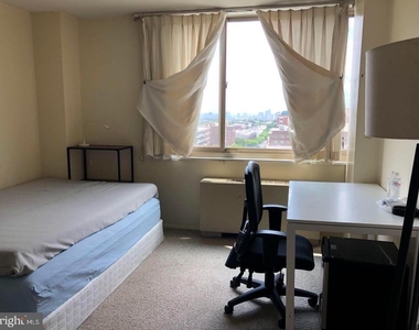1 E University Parkway - Photo Thumbnail 23