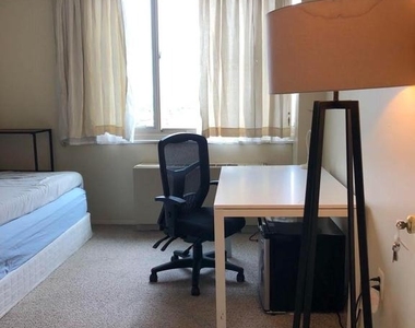 1 E University Parkway - Photo Thumbnail 21