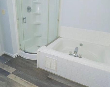 1829 Watch House Circle S - Photo Thumbnail 15