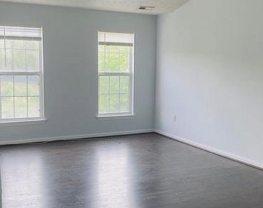 1829 Watch House Circle S - Photo Thumbnail 7