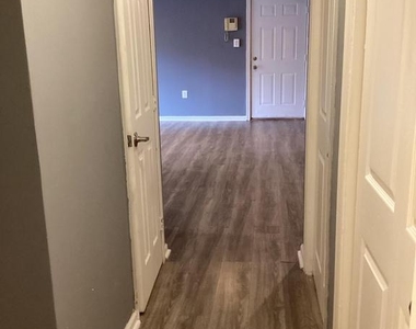 5005 D Street Se - Photo Thumbnail 7