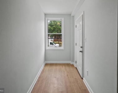 182 36th Street Ne - Photo Thumbnail 7