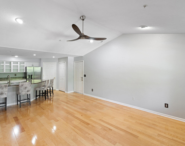 1407 Millbrook Trail - Photo Thumbnail 9