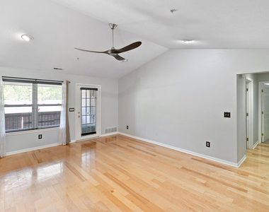 1407 Millbrook Trail - Photo Thumbnail 6