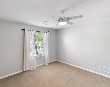 1407 Millbrook Trail - Photo Thumbnail 11