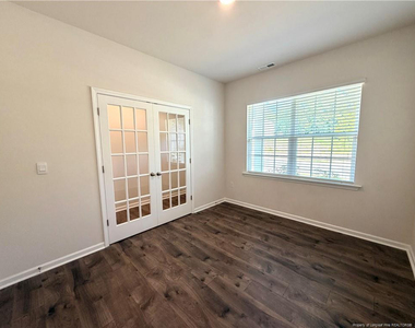 305 Robert Place - Photo Thumbnail 3