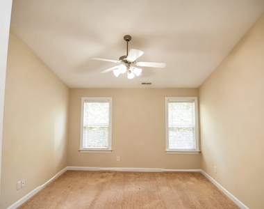 4809 Landover Pine Place - Photo Thumbnail 7