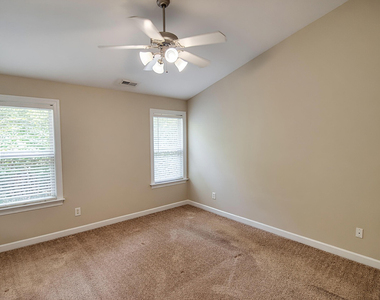 4809 Landover Pine Place - Photo Thumbnail 11