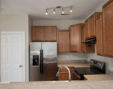 4809 Landover Pine Place - Photo Thumbnail 4