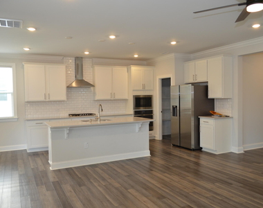 138 Sea Cave Lane - Photo Thumbnail 10