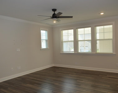 138 Sea Cave Lane - Photo Thumbnail 8