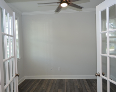 138 Sea Cave Lane - Photo Thumbnail 4