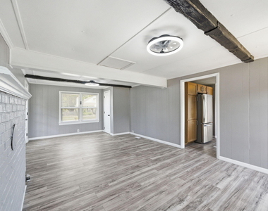 320 E Earp Street - Photo Thumbnail 14