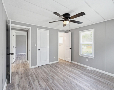 320 E Earp Street - Photo Thumbnail 27