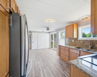 320 E Earp Street - Photo Thumbnail 12