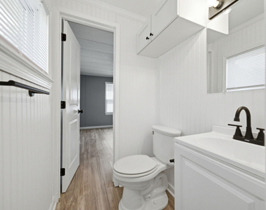 320 E Earp Street - Photo Thumbnail 24