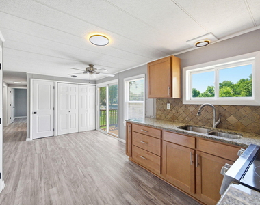 320 E Earp Street - Photo Thumbnail 11