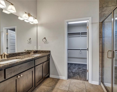 2926 Diego Dr - Photo Thumbnail 21