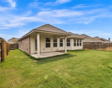 2926 Diego Dr - Photo Thumbnail 25