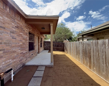 216 Anne Louise Dr - Photo Thumbnail 22