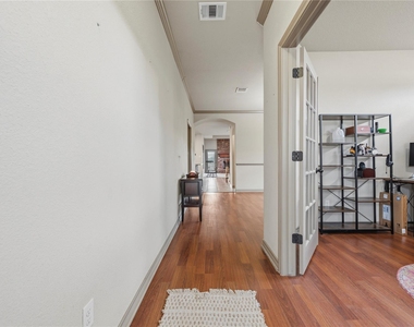 8318 Campeche Bay Pl - Photo Thumbnail 3