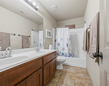 8318 Campeche Bay Pl - Photo Thumbnail 32