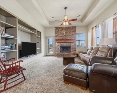 8318 Campeche Bay Pl - Photo Thumbnail 17