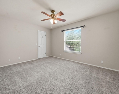 3404 Reims Ct - Photo Thumbnail 10